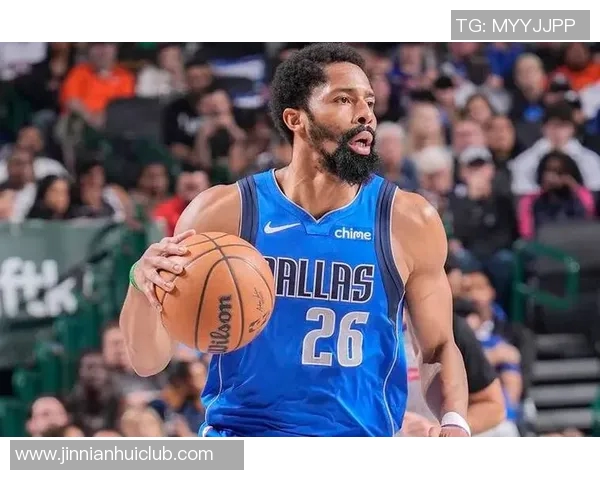 卡斯尔：全力阻挡雷霆快攻让他们陷入半场对抗战