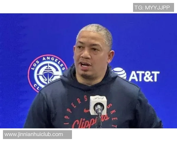 泰伦卢赛前强调将合理分配哈登上场时间以避免过度疲劳