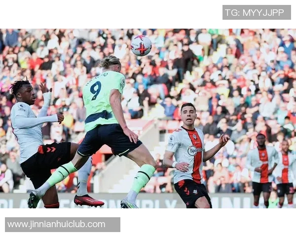 马竞旧将谈梅西与哈兰德对决的感受:享受与折磨的双重体验 马竞旧将谈梅西与哈兰德对决的感受:享受与折磨的双重体验